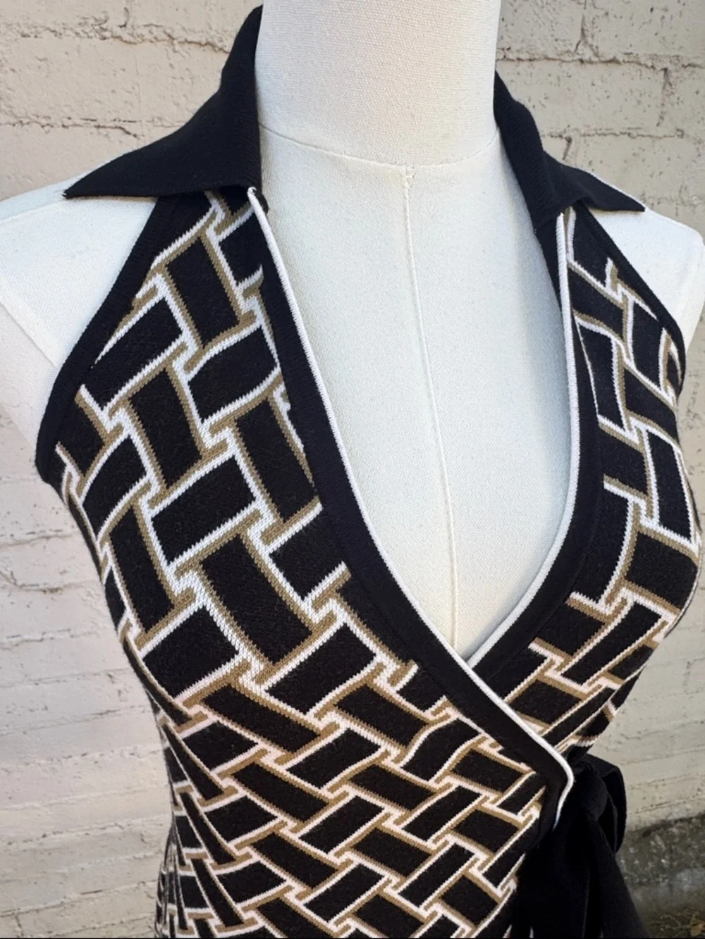 Diane Von Furstenberg x Target Geometric Knit Halter Wrap Midi Dress Size XXS - Picture 10 of 13